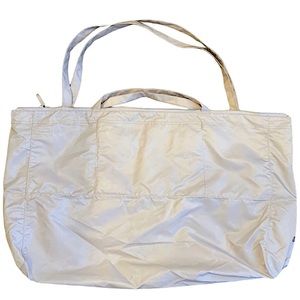 excellent condition: Lululemon convertible mat bag